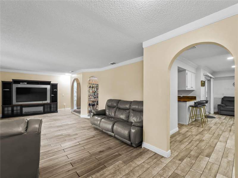 4 bedroom Single Family Residence at 20343 Rutherford Avenue, Port Charlotte Sec 026, Port Charlotte — photo 4