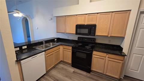 12922 Fieldmoor Court, Riverview FL - photo 9 of 32