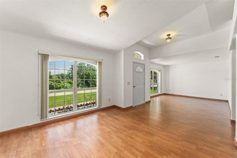 3 bedroom Single Family Residence at 11603 PINELOCH LOOP, PINELOCH PH I SUB, CLERMONT — photo 5