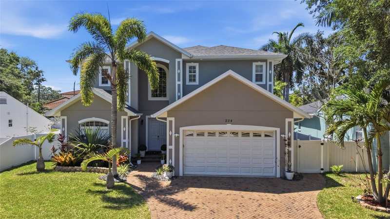 4 bedroom Single Family Residence at 234 36th Avenue, Coffee Pot Bayou Add Rep Blks 4 5 14 15 23 32, St Petersburg — photo 1