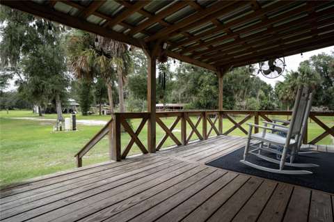 40090 County Rd 439, $300k–$500k for sale in Umatilla