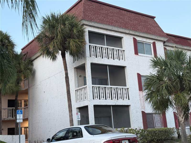 1 bedroom Condominium at 2225 Holden Avenue #210, Alhambra Club Condo, Orlando — photo 1