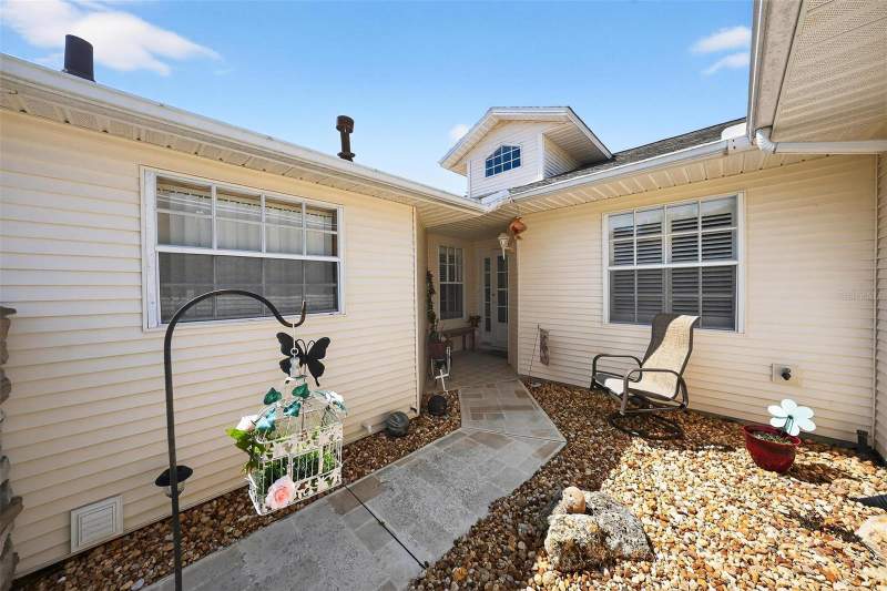 2 bedroom Villa at 26627 Racquet Circle, Highland Lakes Ph 02A, Leesburg — photo 4