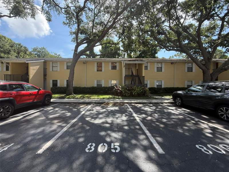 2 bedroom Condominium at 3001 58th Avenue #805, Arbor Grove Condo, St Petersburg — photo 2