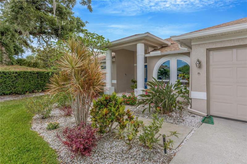 4 bedroom Single Family Residence at 727 Hidden Lake Drive, Whitcomb Place, Tarpon Springs — photo 4