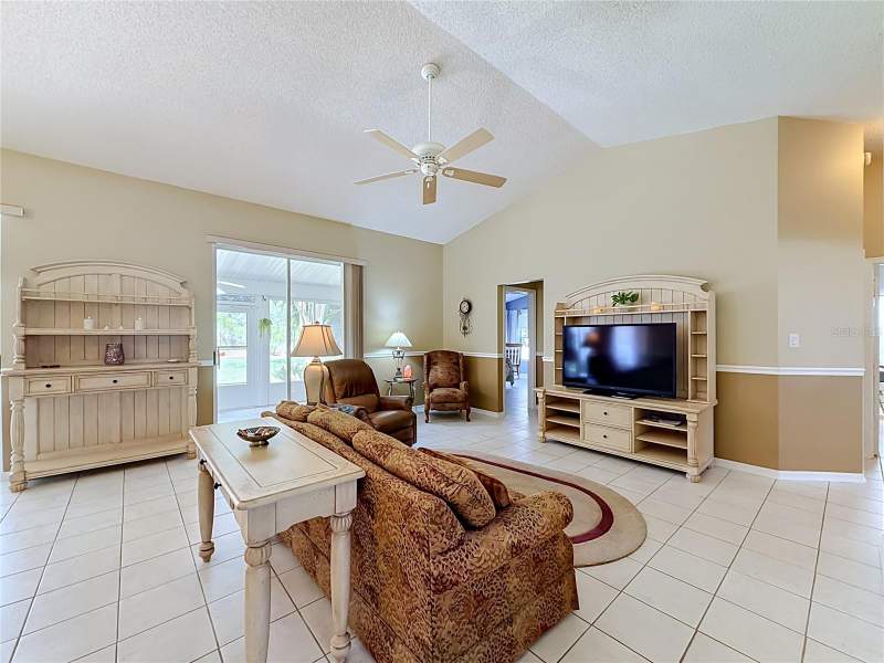 2 bedroom Single Family Residence at 26305 Glen Eagle Drive, Plantation At Leesburg Glen Eagle Village Tr A-E, Leesburg — photo 5