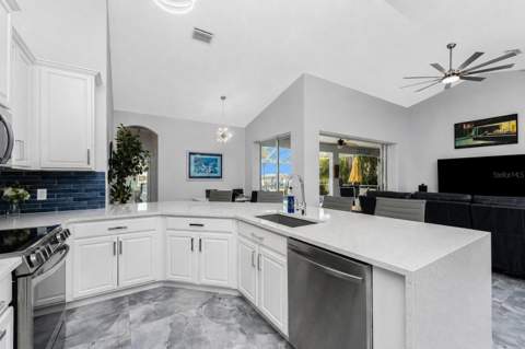 16168 La Barge Circle, Port Charlotte FL - photo 16 of 45