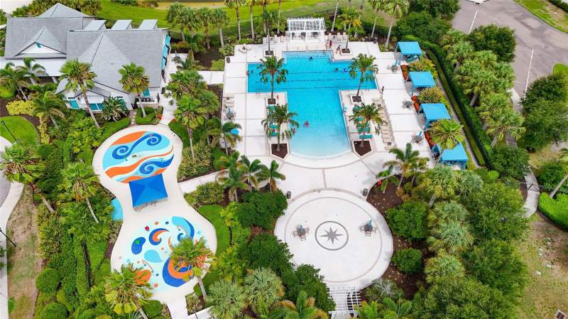 4 bedroom Single Family Residence at 11628 Lake Lucaya Drive, Lucaya Lake Club Ph 3, Riverview — photo 5