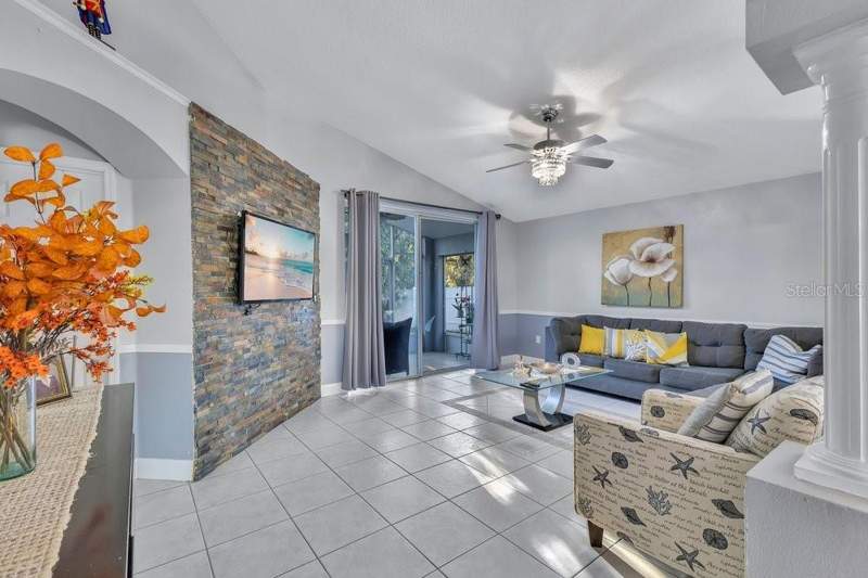 4 bedroom Single Family Residence at 2426 TIMOTHY LANE, WESTLAKE HAMMOCK PH 2, KISSIMMEE — photo 4