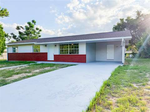 2104 SW 38Th Avenue, home for sale on SW 38Th Avenue
