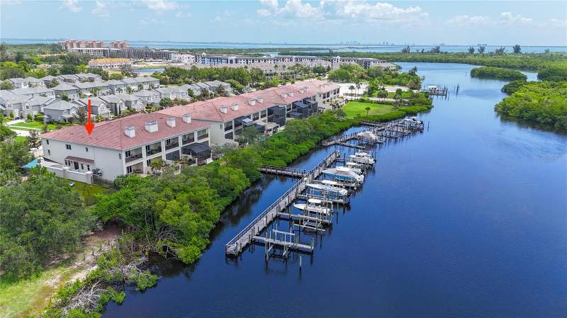 4 bedroom Townhouse at 1008 Paseo Del Rio, Venetian Bay, St Petersburg — photo 5