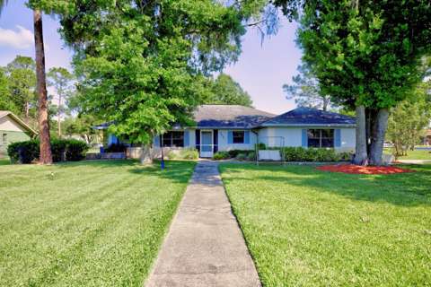3601 Divot Road, home for sale in Sebring 33872