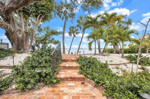 2612 Keystone Court, St Petersburg FL - photo 6 of 6