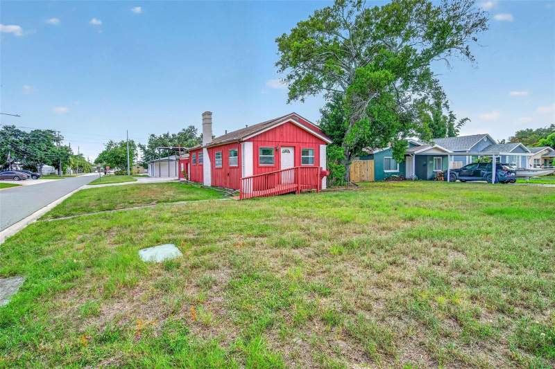3 bedroom Single Family Residence at 2600 25th Avenue, Colfax City, St Petersburg — photo 4