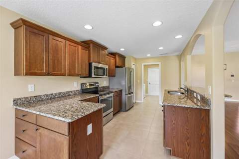 4025 Arlington Ridge Boulevard, Leesburg FL - photo 16 of 46