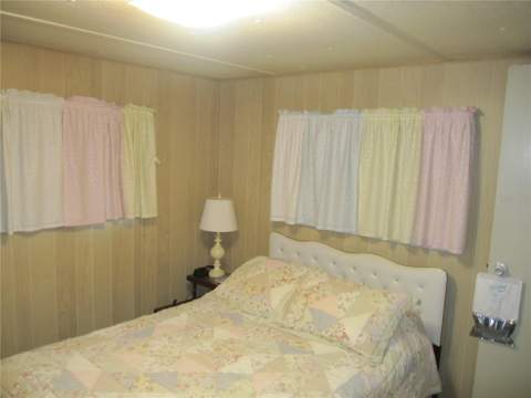 39015 Hillcrest Drive, Zephyrhills FL - photo 21 of 34