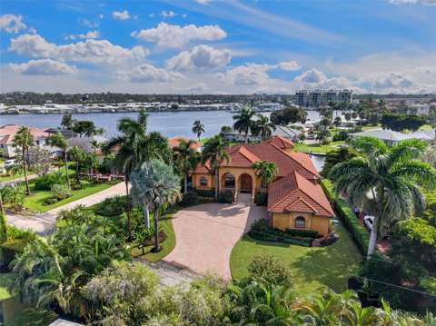 316 W Bay Drive, luxury home for sale in Venice