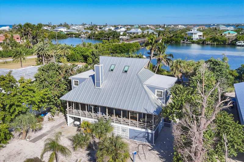 3 bedroom Single Family Residence at 30 Gasparilla Way, Palm Island Estates Un 4, Placida — photo 1