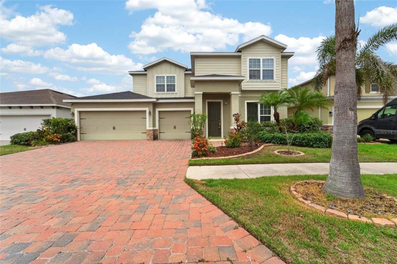 4 bedroom Single Family Residence at 11628 Lake Lucaya Drive, Lucaya Lake Club Ph 3, Riverview — photo 2