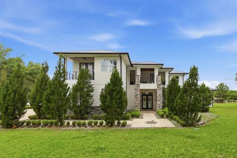 8241 Cass Road, Zephyrhills FL - photo 8 of 92