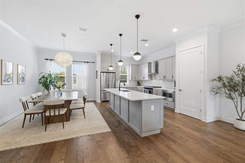3 bedroom Townhouse at 2442 W Mississippi Avenue #1, Belfair Park Twnhms Pt, Tampa — photo 5