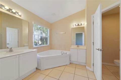 2764 Club Cortile Circle, Kissimmee FL - photo 10 of 27