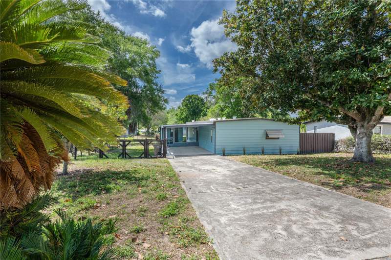 2 bedroom Modular Home at 17320 Palm Drive, Montverde Mobile Home Sub-Division, Montverde — photo 2