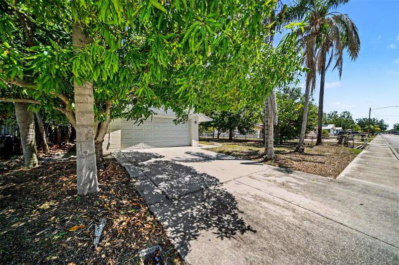 4 bedroom Single Family Residence at 5301 82nd Avenue, Harmony Heights Sec 2, Pinellas Park — photo 3