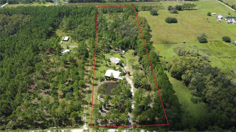 3 bedroom Manufactured Home at 420 Smith Road, St Johns River Park, Osteen — photo 1