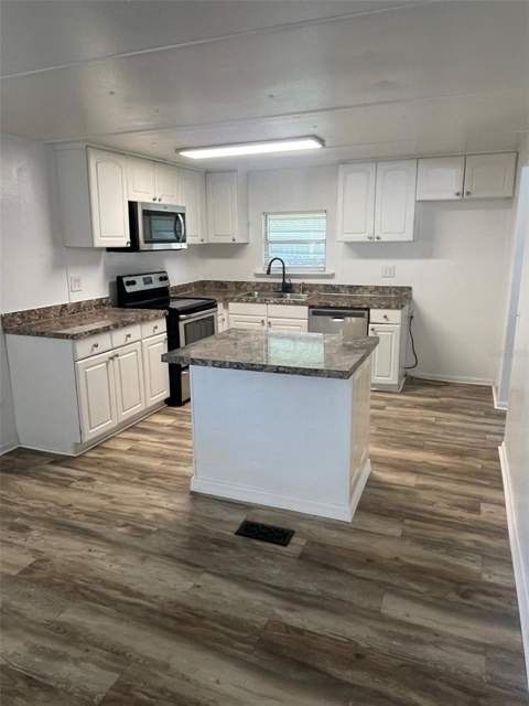 4421 Todd Avenue, Orlando FL - photo 6 of 24