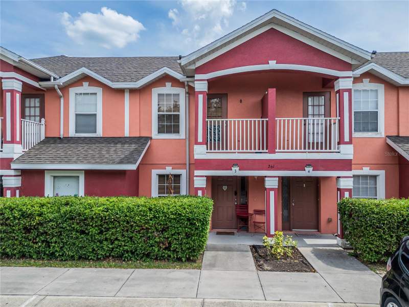 2 bedroom Townhouse at 261 AUTUMN LANE #3, AUTUMN LANE TWNHMS, KISSIMMEE — photo 2