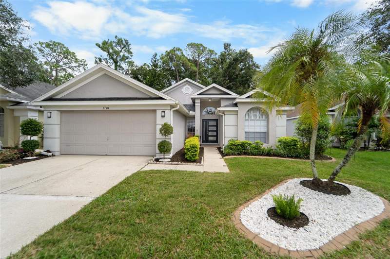 3 bedroom Single Family Residence at 9720 Fredericksburg Road, Meadow Brook Unit 4A Ph 2, Tampa — photo 3