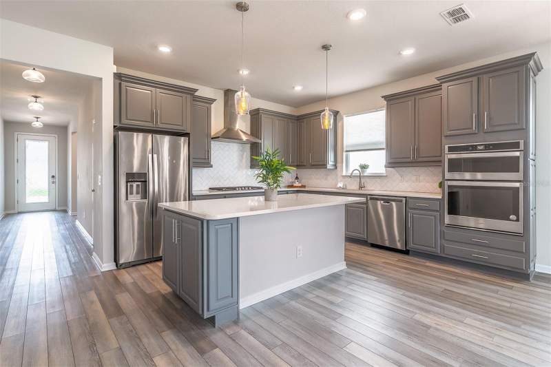 4 bedroom Single Family Residence at 1681 BLOSSOM SOUND COURT, CHAPMAN PINES, OVIEDO — photo 3