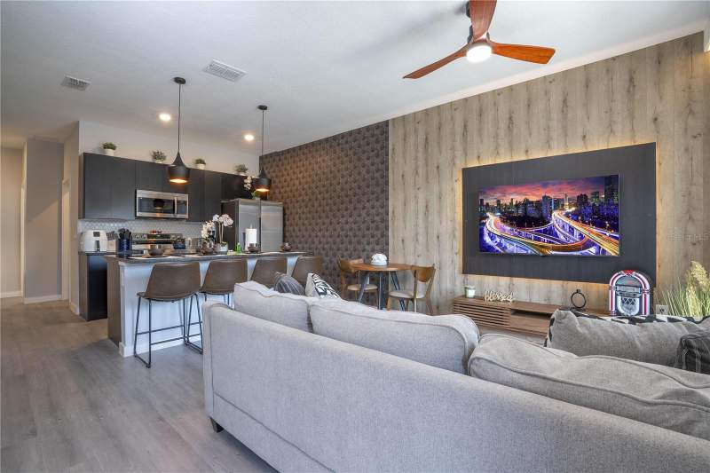 3 bedroom Townhouse at 3280 Tranquil Trail, Hub At Westside, Kissimmee — photo 2