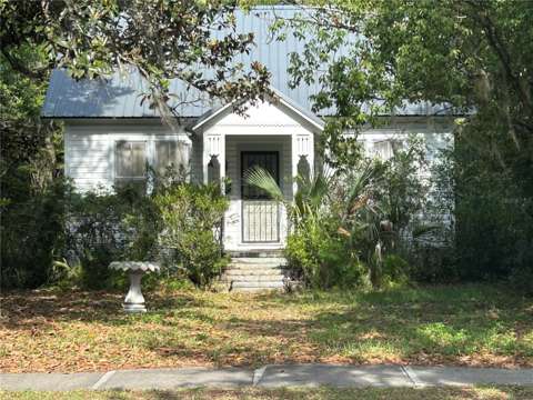 1022 NW 4Th Street, home for sale in Gainesville 32601