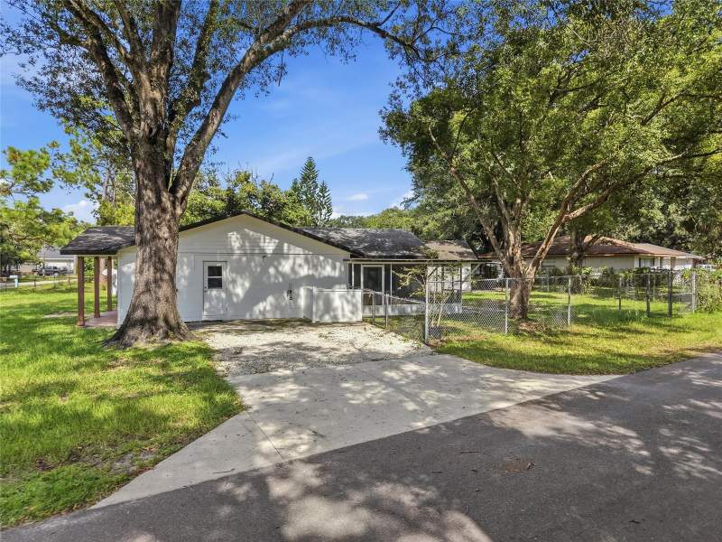 3 bedroom Single Family Residence at 9401 N Rome Circle, Tampas North Side Country Clu, Tampa — photo 3