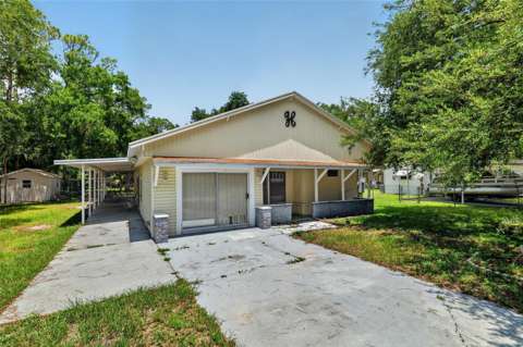 10513 Lynnwood Avenue, home for sale in Lake Wales 33898