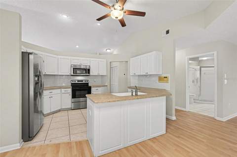 9389 Fox Hollow Lane, Weeki Wachee FL - photo 8 of 30