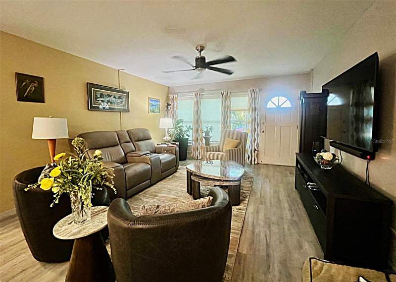 2 bedroom Condominium at 5820 N 43rd Terrace Terrace #1404, Clearview Oaks Paradise, Kenneth City — photo 5