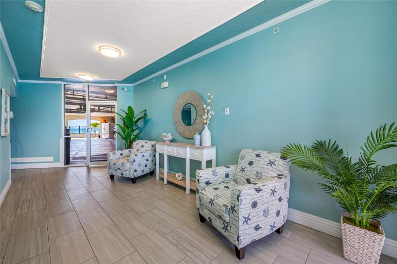 2 bedroom Condominium at 16550 Gulf Boulevard #645, Tides Beach Club Condo, North Redington Beach — photo 3