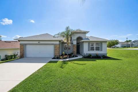 2720 Savannah Drive, pool for sale in Leesburg