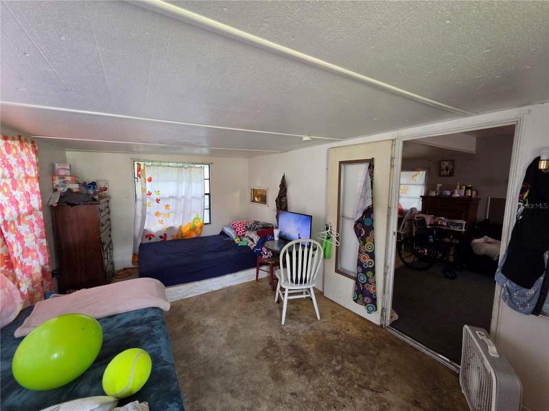 3 bedroom Mobile Home at 37644 March Lane, Zephyrhills Colony Company, Zephyrhills — photo 3