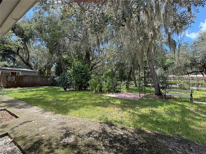 3 bedroom Single Family Residence at 7806 Alafia Ridge Road, Riverview, Riverview — photo 4