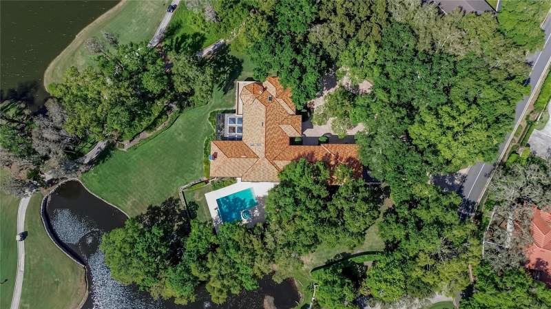 8 bedroom Single Family Residence at 1043 Guisando De Avila, Avila Unit 9, Tampa — photo 3