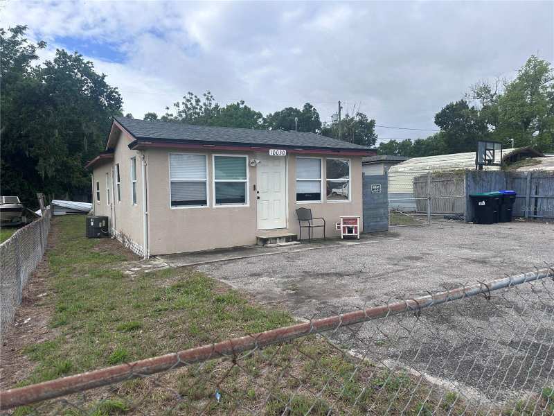 2 bedroom Single Family Residence at 10030 Ingram Avenue, West Orange Park, Apopka — photo 1