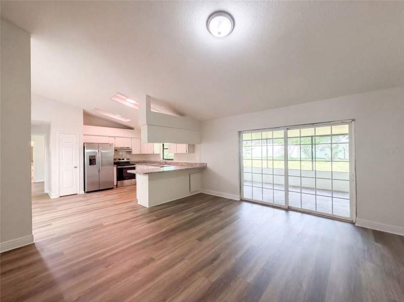 3 bedroom Single Family Residence at 1711 Avant Street, Buckhorn Trace, Valrico — photo 3