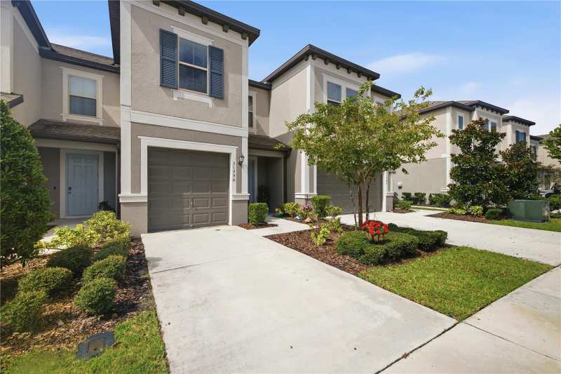 3 bedroom Townhouse at 31990 Blue Passing, Epperson North Twnhms Ph 4, Wesley Chapel — photo 1