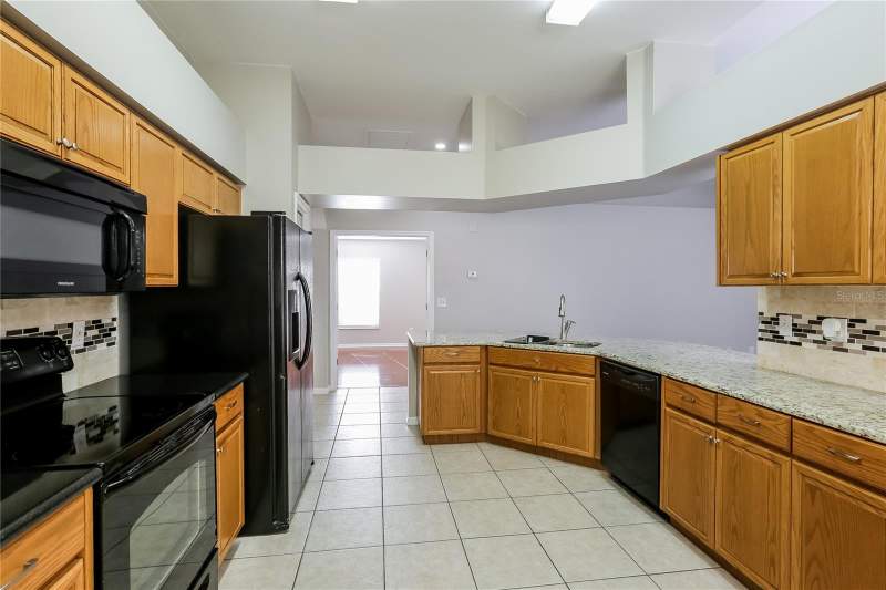 4 bedroom Single Family Residence at 1717 Erin Brooke Drive, Brentwood Hills Tr A Unit 2, Valrico — photo 5