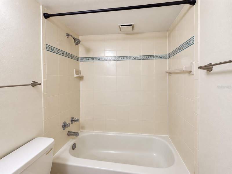2 bedroom Condominium at 5820 N Church Avenue #251, The Tampa Racquet Club A Condo, Tampa — photo 5