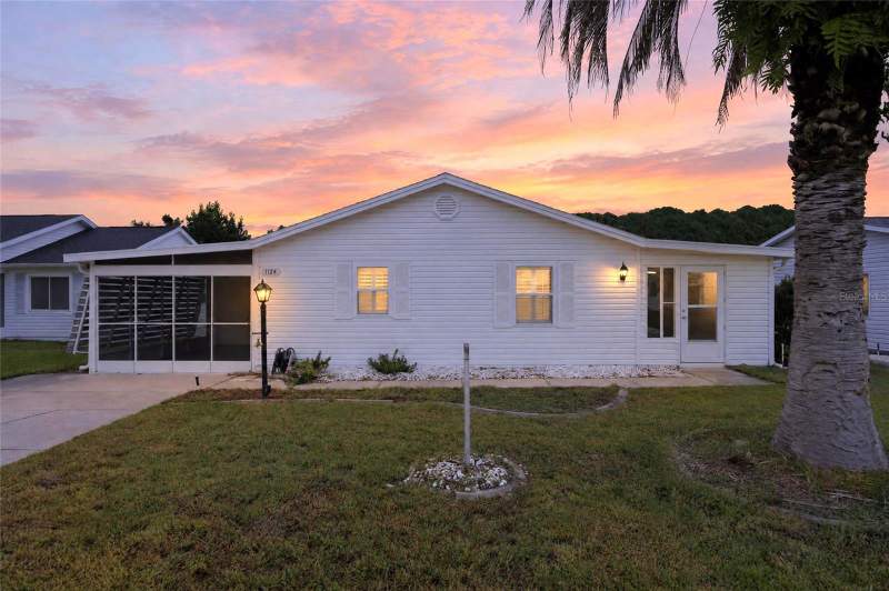 2 bedroom Single Family Residence at 1124 Del Toro Drive, Lady Lake Orange Blossom Gardens Unit 15, Lady Lake — photo 2